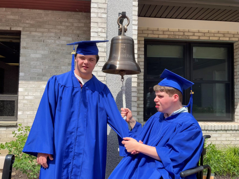 vinny-and-luke-hh-ring-bell